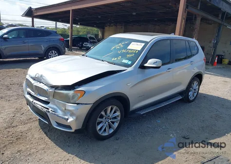 2014 BMW X3 xDrive28I z USA, uszkodzony, nr VIN 5UXWX9C55E0D23129